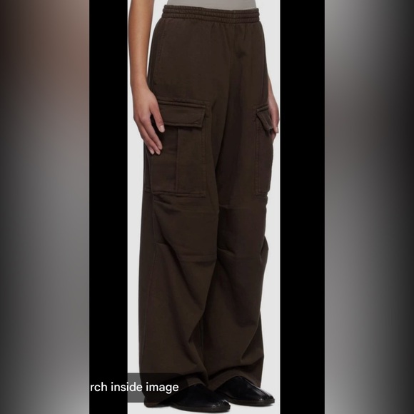 NWT SKIMS 3 Piece Set| SOFT SMOOTHING SEAMLESS
Boyfriend Fleece Cargo Swearpant - Picture 4 of 16